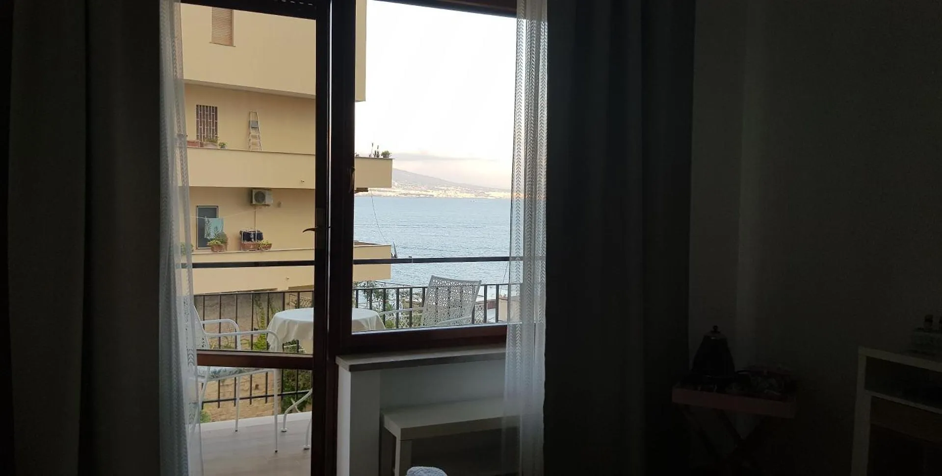 Bed & Breakfast La Stella Dei Venti B&B Naples Italy